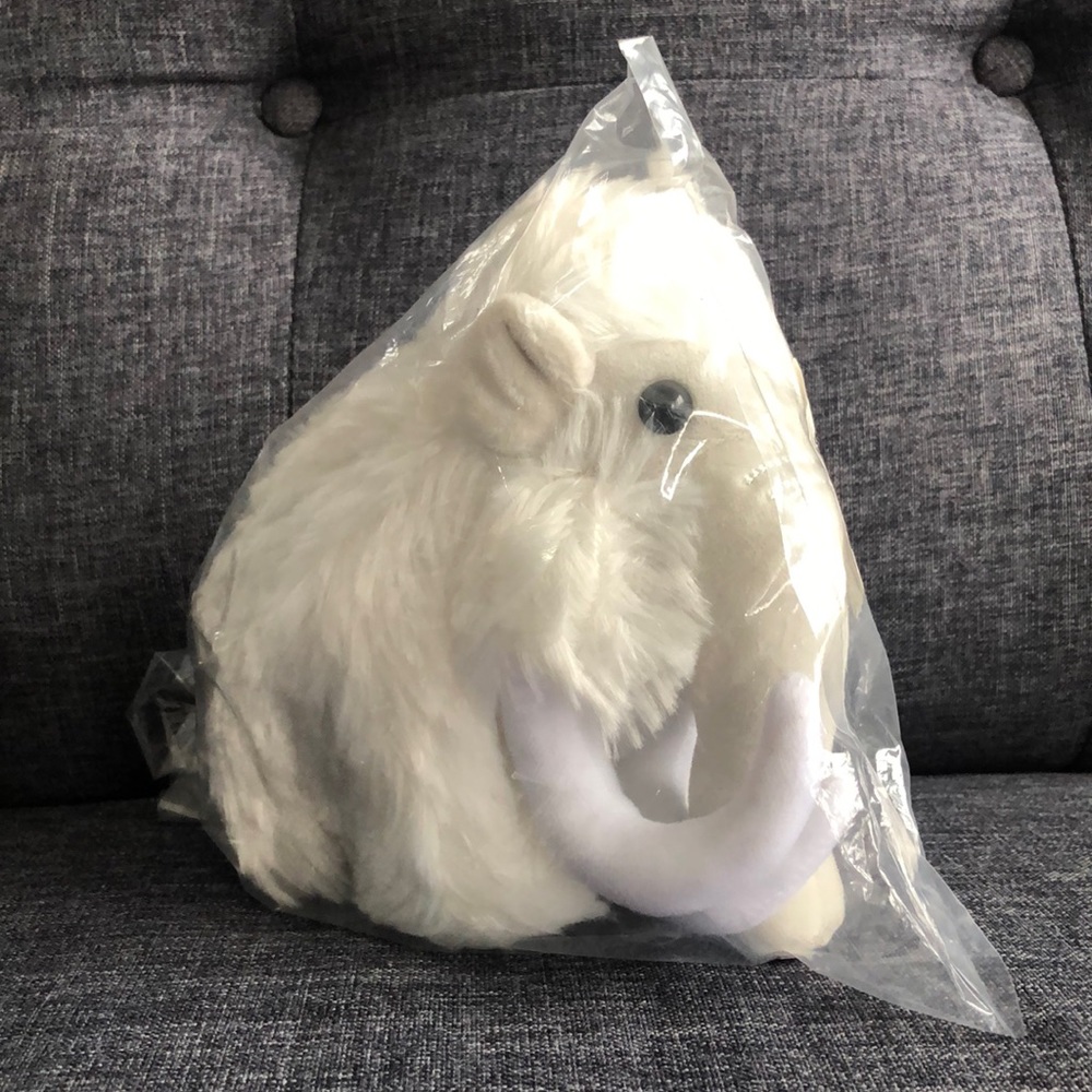 NWT - Pao pao Primitive Period white variation 6” tall
